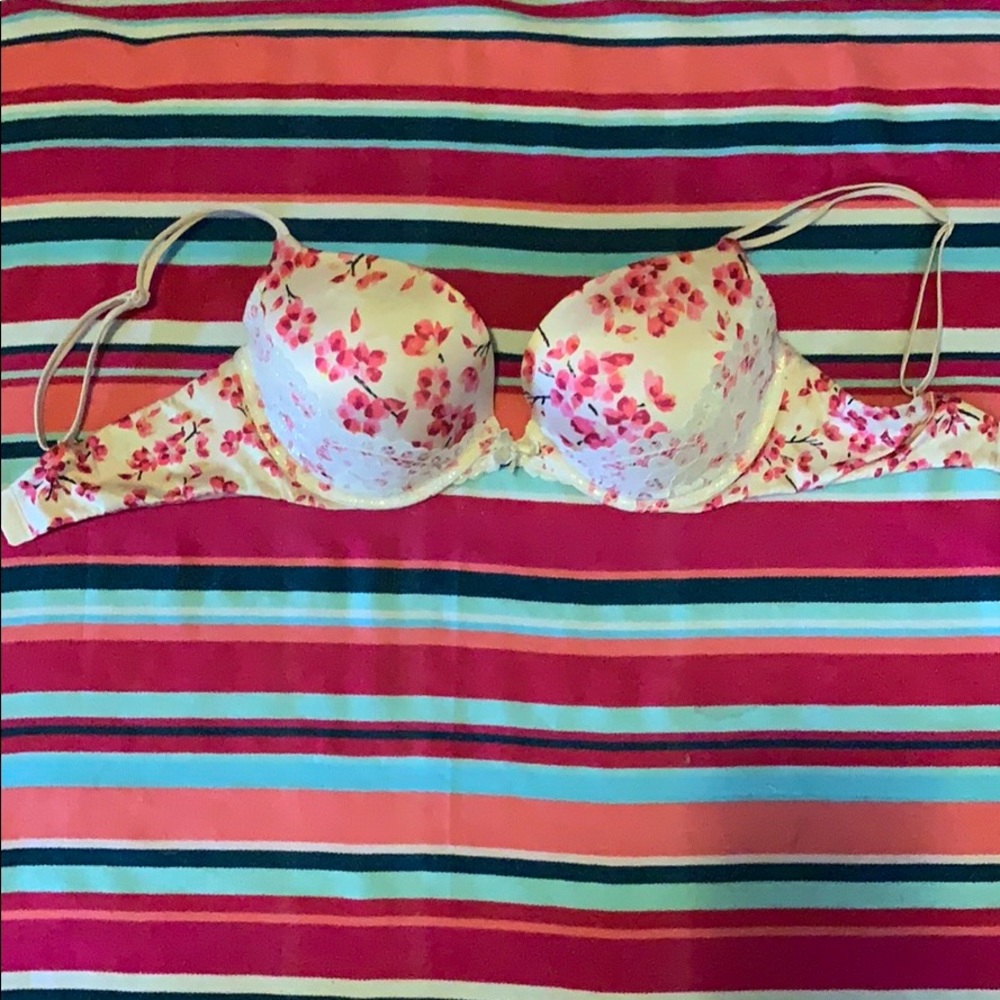 Bombshell bra
